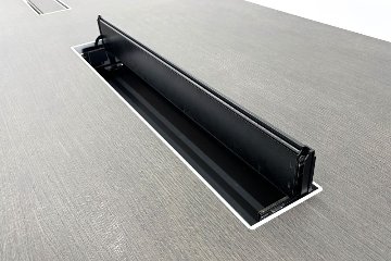 【ポリッシュ脚ピカピカ磨き有！】 SAIBI コクヨ サイビ 中古 大型会議テーブル ミーティングテーブル 幅3200 KOKUYO 中古オフィス家具 3200/1200/720の画像