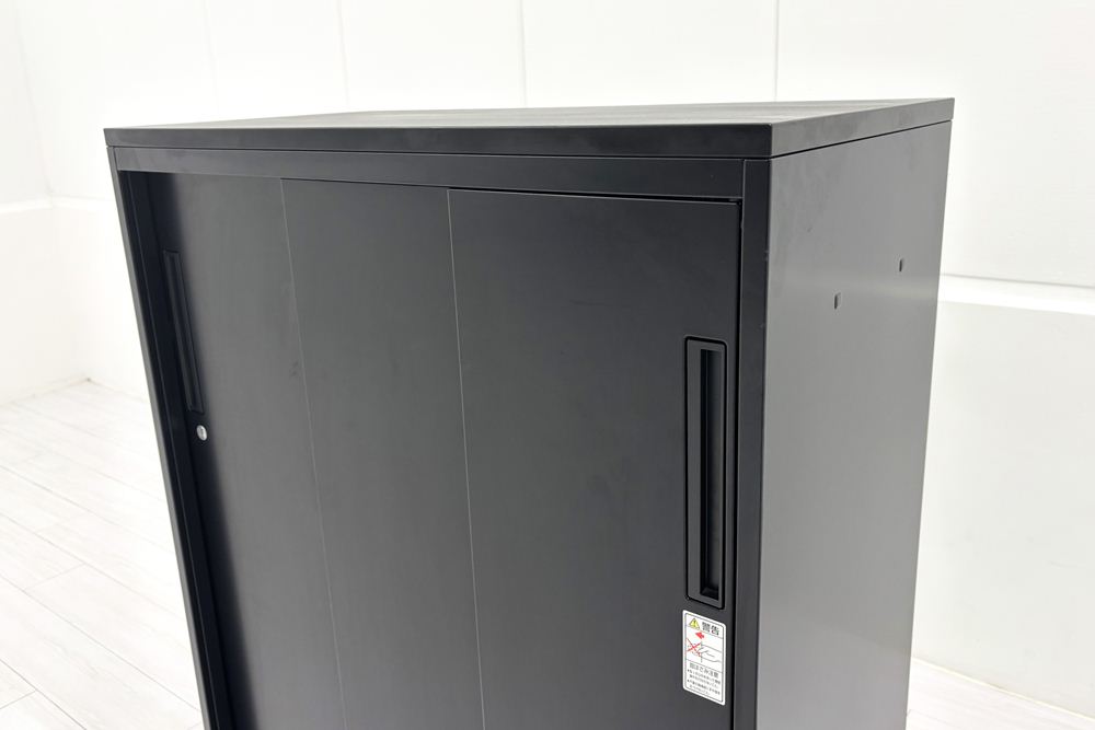 コクヨ エディア スライド書庫 中古 スチール書庫 ブラック 収納家具 引き違い書庫 中古オフィス家具 800/400/1070の画像