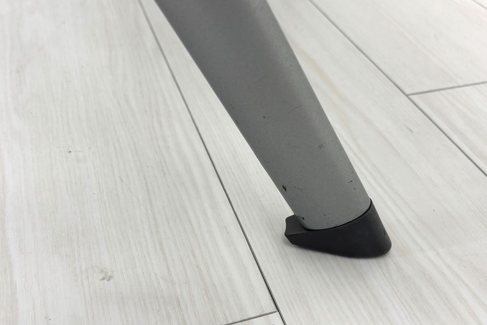 コクヨ アンフィチェア 【4脚セット】 スタッキングチェア 会議椅子 ミーティングチェア 中古オフィス家具 固定脚タイプの画像