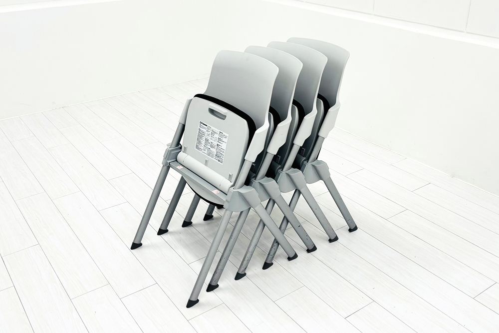 コクヨ アンフィチェア 【4脚セット】 スタッキングチェア 会議椅子 ミーティングチェア 中古オフィス家具 固定脚タイプの画像