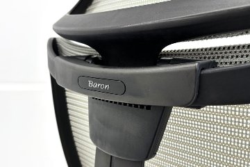 【ポリッシュ脚ピカピカ磨き有！】 オカムラ バロンチェア 中古 Baron エクストラハイバック 可動肘 中古オフィス家具 可動ヘッドレスト ライトグレーの画像