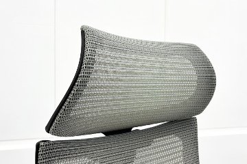 【ポリッシュ脚ピカピカ磨き有！】 オカムラ バロンチェア 中古 Baron エクストラハイバック 可動肘 中古オフィス家具 可動ヘッドレスト ライトグレーの画像