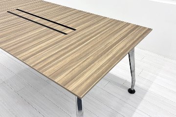 【ポリッシュ脚ピカピカ磨き有！】 コクヨ サイビ 中古 KOKUYO saibi 会議机 ミーティングテーブル 中古オフィス家具 1800/900/720の画像