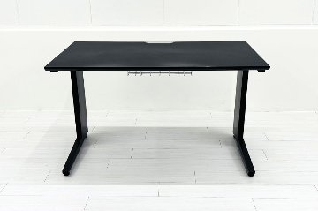 オカムラ プロユニット 中古 平机 ブラック 平デスク 事務机 Pro Unit 中古オフィス家具 1200/700/720の画像