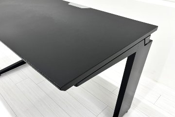 オカムラ プロユニット 中古 平机 ブラック 平デスク 事務机 Pro Unit 中古オフィス家具 1200/700/720の画像