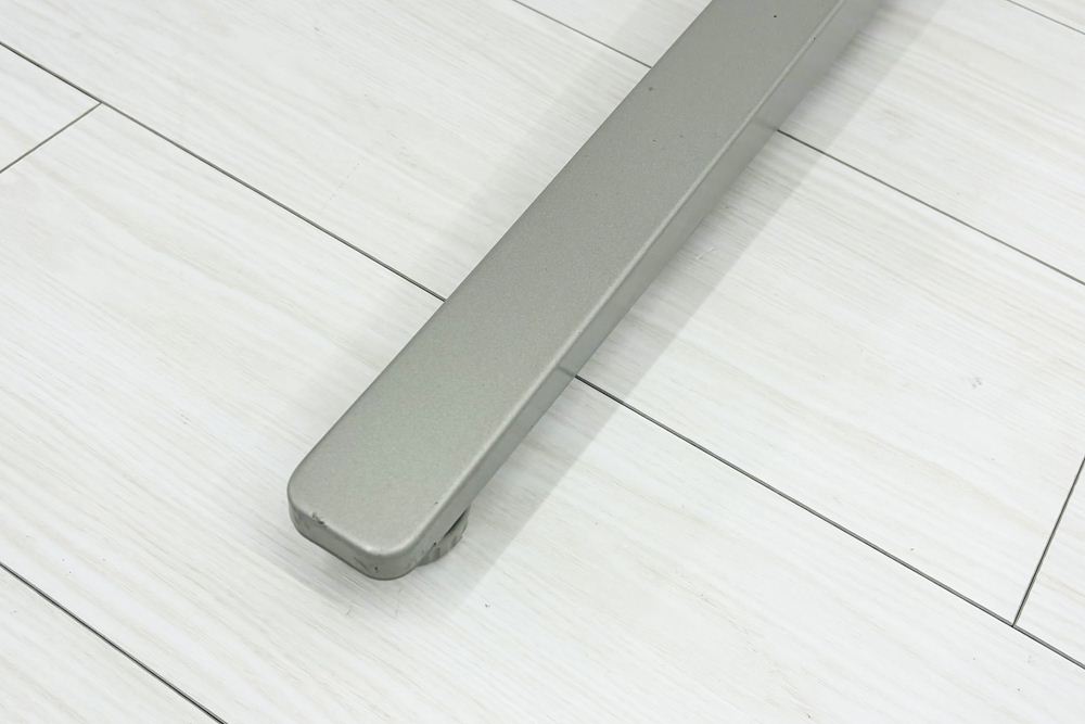 オカムラ プロユニット 中古 平机 幅1400 平デスク 事務机 Pro Unit 中古オフィス家具 1400/700/720の画像