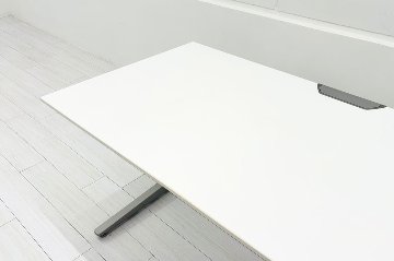 オカムラ プロユニット 中古 平机 幅1400 平デスク 事務机 Pro Unit 中古オフィス家具 1400/700/720の画像