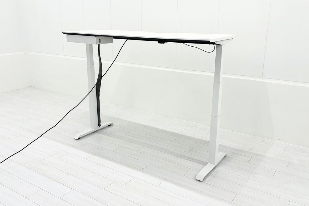 コクヨ シークエンス 幅1750 SEQUENCE 電動昇降デスク 中古デスク 中古机 中古オフィス家具 1750/675/630～1290の画像