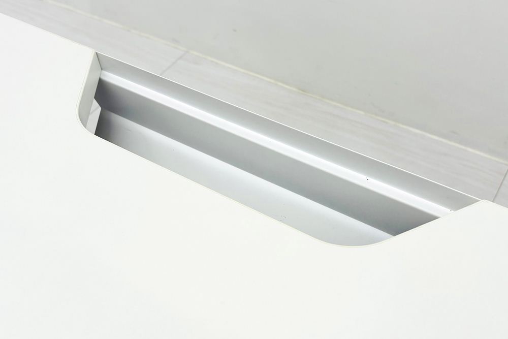コクヨ シークエンス 幅1750 SEQUENCE 電動昇降デスク 中古デスク 中古机 中古オフィス家具 1750/675/630～1290の画像