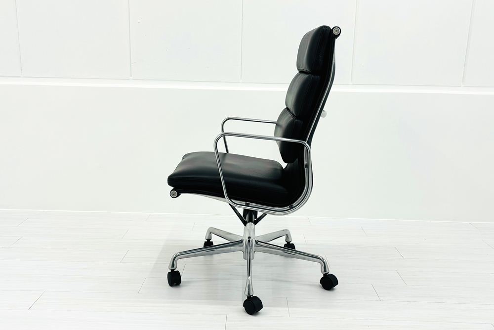Herman Miller Eames イームズソフトパッドマネジメントチェア 中古 チャールズ&レイ・イームズ ハーマンミラー 皮革 正規品の画像
