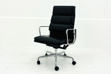 Herman Miller Eames イームズソフトパッドマネジメントチェア 中古 チャールズ&レイ・イームズ ハーマンミラー 皮革 正規品の画像
