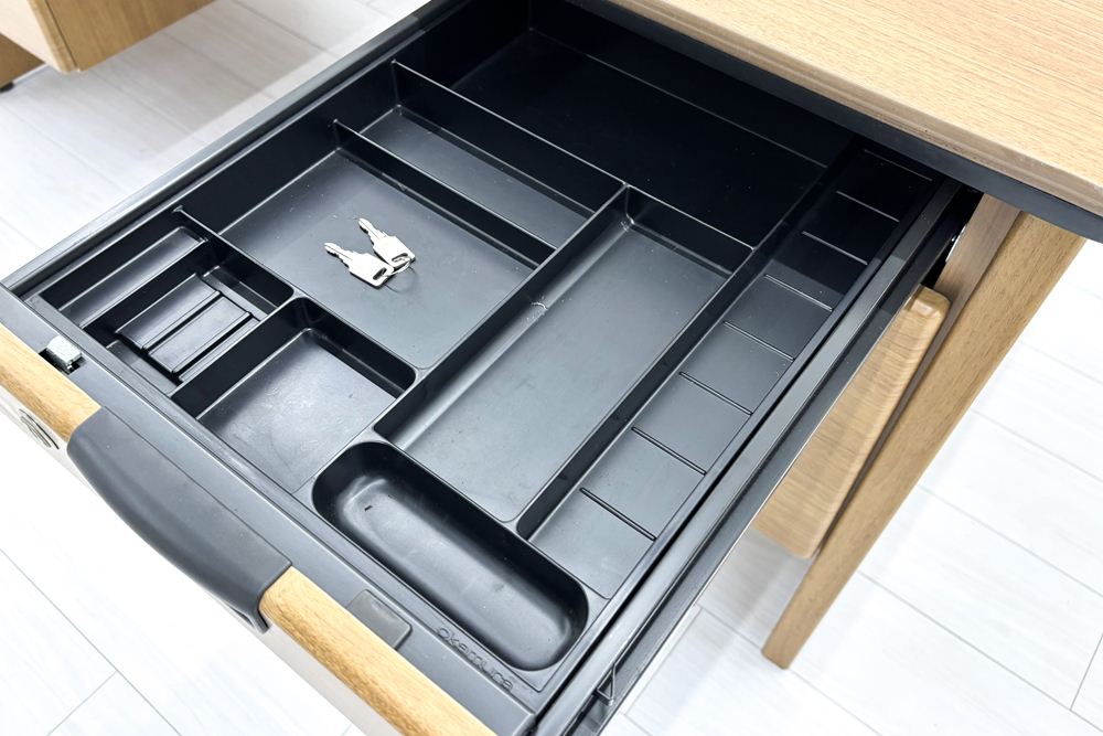 オカムラ 役員デスク 中古 DX-4N 両袖机 役員机 中古デスク 高級家具 エグゼクティブデスク 中古オフィス家具 DX051F-MM18の画像