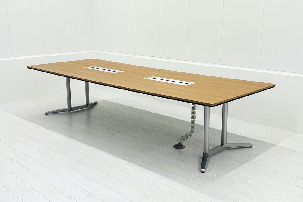 オカムラ ラティオ 中古 会議テーブル 幅3200 ミーティングテーブル 大型会議机 中古オフィス家具 ネオウッドミディアム 3200/1200/720の画像