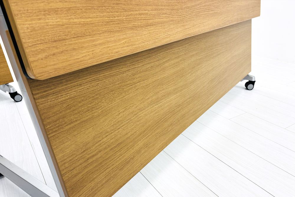 Elegasta オカムラ エレガスタ 中古 フォールディングテーブル ミーティングテーブル 折りたたみテーブル 中古オフィス家具 1500/600/720の画像