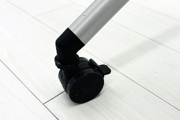 リネロ2 プラス 中古 フォールディングテーブル 幕板付き ミーティングテーブル 折りたたみテーブル 中古オフィス家具 1500/600/720の画像