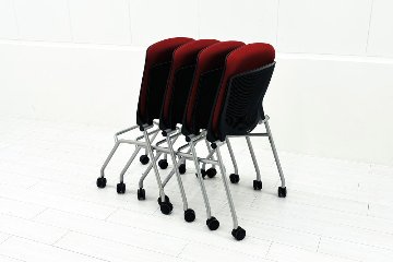 【4脚セット】 オカムラ グラータチェア 中古 ネスティングチェア ミーティングチェア 肘無 中古オフィス家具 レッドの画像
