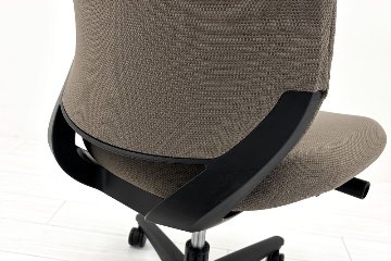 コクヨ ミトラチェア 2024年製 中古 スタンダードバック ミトラ2 KOKUYO 背メッシュ 肘無 中古事務椅子 中古オフィス家具 ソフトベージュの画像