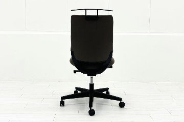 コクヨ ミトラチェア 2024年製 中古 スタンダードバック ミトラ2 KOKUYO 背メッシュ 肘無 中古事務椅子 中古オフィス家具 ソフトベージュの画像