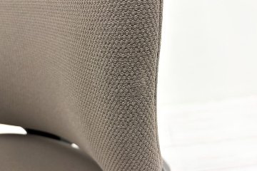 コクヨ ミトラチェア 2024年製 中古 スタンダードバック ミトラ2 KOKUYO 背メッシュ 肘無 中古事務椅子 中古オフィス家具 ソフトベージュの画像