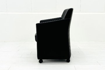 コクヨ 応接椅子 中古 マノヴェラ ミーティングチェア 【4脚セット】 多目的チェア 中古オフィス家具 ブラックの画像