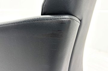 コクヨ 応接椅子 中古 マノヴェラ ミーティングチェア 【4脚セット】 多目的チェア 中古オフィス家具 ブラックの画像