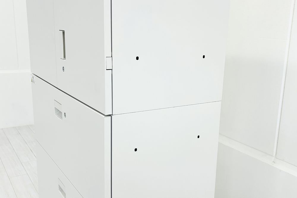 イトーキ eSキャビネット(エスキャビネット)ト 中古 上下セット 3段ラテラル+両開き書庫 キャビネット ホワイト シリンダー錠 900/450/2135の画像