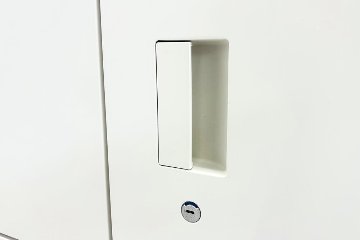 イトーキ eSキャビネット(エスキャビネット)ト 中古 上下セット 3段ラテラル+両開き書庫 キャビネット ホワイト シリンダー錠 900/450/2135の画像