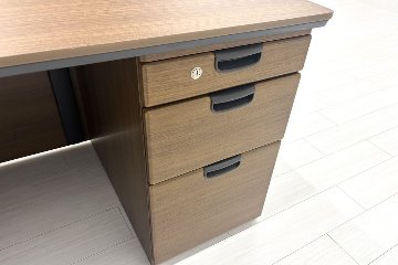 オカムラ 役員デスク DX-4N 両袖机 役員机 中古デスク 高級家具 エグゼクティブデスク 中古オフィス家具 1600/800/720の画像
