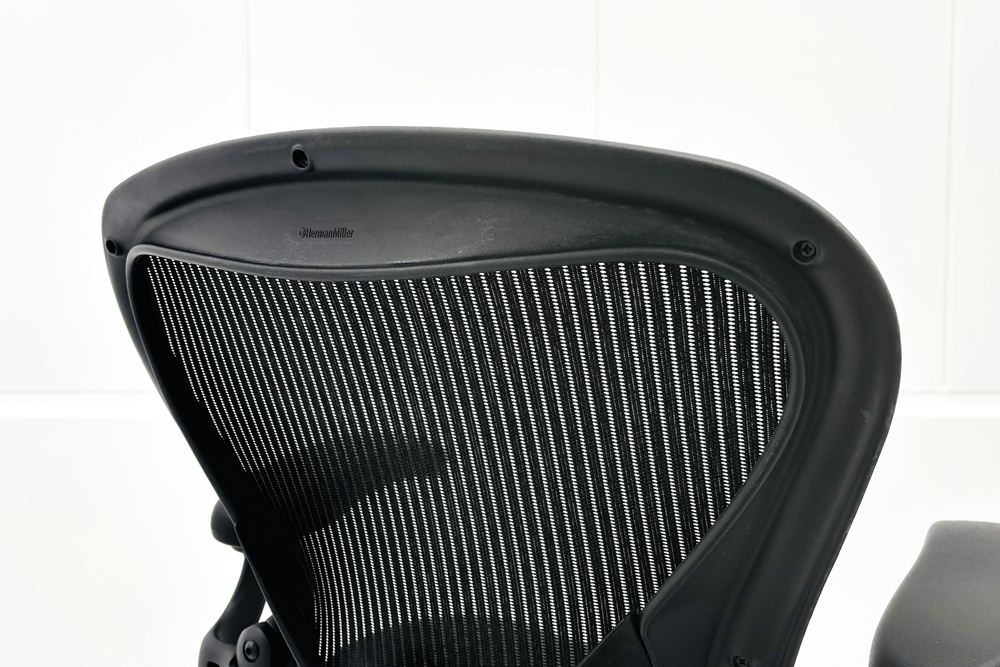 ハーマンミラー アーロンチェア Bサイズ フル装備 中古 2015年製 ポスチャーフィット Herman Miller Aeron Chair 中古オフィス家具 肘レバーの画像