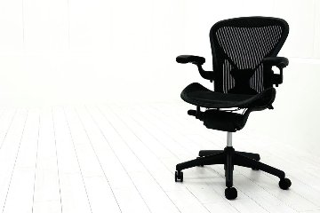 ハーマンミラー アーロンチェア Bサイズ フル装備 中古 2015年製 ポスチャーフィット Herman Miller Aeron Chair 中古オフィス家具 肘レバーの画像