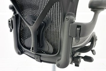 ハーマンミラー アーロンチェア Bサイズ フル装備 中古 2015年製 ポスチャーフィット Herman Miller Aeron Chair 中古オフィス家具 肘レバーの画像