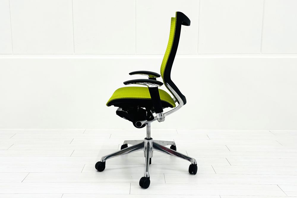 中古 バロンチェア オカムラ OKAMURA Baron 中古オフィス家具 ハイバックメッシュ 可動肘 ライムグリーンの画像