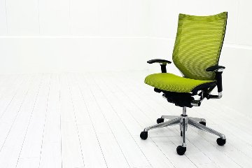 中古 バロンチェア オカムラ OKAMURA Baron 中古オフィス家具 ハイバックメッシュ 可動肘 ライムグリーンの画像