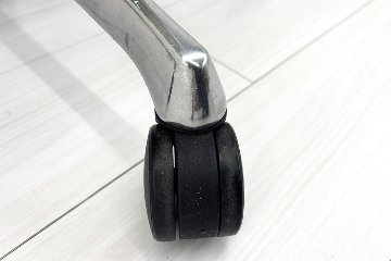 中古 バロンチェア オカムラ OKAMURA Baron 中古オフィス家具 ハイバックメッシュ 可動肘 ライムグリーンの画像