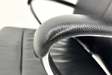 【ポリッシュ脚ピカピカ磨き有！】 イトーキ プレクサスチェア 中古 役員チェア ハイバック エグゼクティブチェア 中古オフィス家具の画像