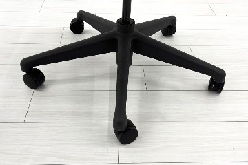 【固定アーム】 ハーマンミラー アーロンチェア リマスタード Bサイズ ライトシリーズ 中古 2018年製 Herman Miller Aeron Chair Remastered グラファイトの画像
