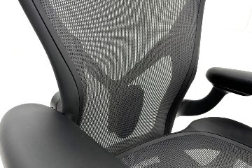 【固定アーム】 ハーマンミラー アーロンチェア リマスタード Bサイズ ライトシリーズ 中古 2018年製 Herman Miller Aeron Chair Remastered グラファイトの画像