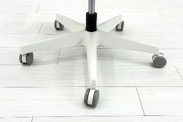 オカムラ ポータムチェア 中古 2024年製 OKAMURA Potam エクストラスタンダードバック 可動肘 中古オフィス家具の画像