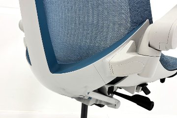 【未使用 2026年製】アクトチェア 中古 イトーキ Act 可動肘 ランバーサポート 事務椅子 ITOKI 中古オフィス家具 ダックブルーの画像
