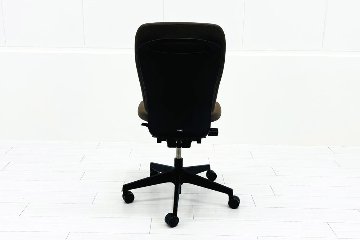 イトーキ フルゴチェア 中古 ITOKI fulgo 肘無 ハイバック 事務椅子 中古オフィス家具 ブラウンの画像