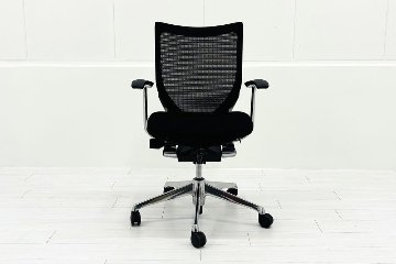 Baron Chair オカムラ バロンチェア 2017年製 中古 固定肘 中古オフィス家具 ローバックメッシュ ブラックの画像