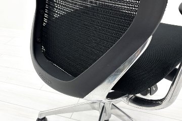 Baron Chair オカムラ バロンチェア 2017年製 中古 固定肘 中古オフィス家具 ローバックメッシュ ブラックの画像