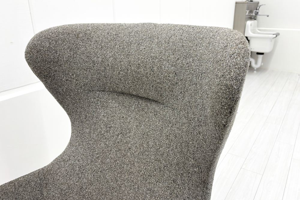 相合家具 クイーン ミーティングチェア 中古 多目的チェア ラウンジチェア 中古オフィス家具 グレー系色の画像