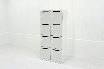 イトーキ suffi(サフィ)シリーズ 8人用ロッカー 中古 スチール 収納家具 中古オフィス家具 メールボックス ホワイト ダイヤル錠 900/450/1870の画像