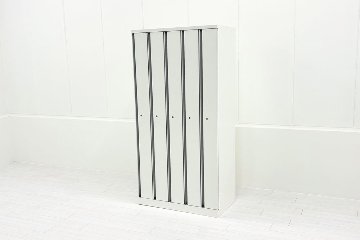 オカムラ SWロッカー 5人用ロッカー 更衣ロッカー 中古 縦長ロッカー 収納家具 中古オフィス家具 シリンダー錠 900/515/1790の画像