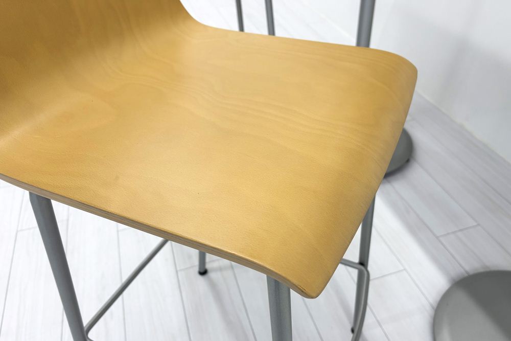 【3点セット】 中古 オカムラ アルトカフェ ハイテーブル ハイチェア 中古オフィス家具 1500/450/1000の画像