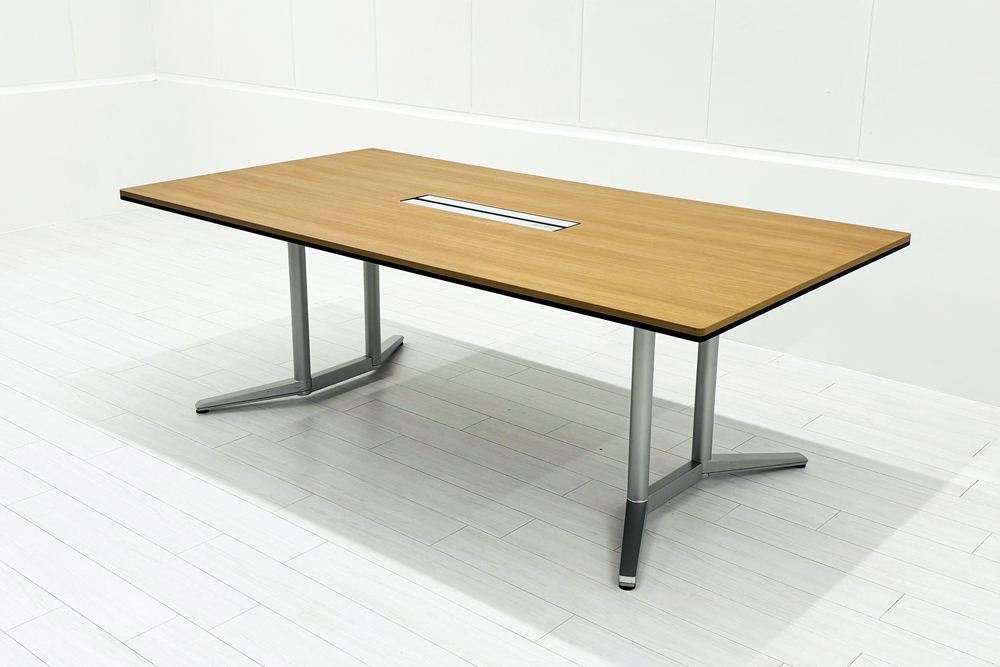 オカムラ ラティオ 中古 RATIO 小型会議テーブル ミーティングテーブル ワークテーブル 中古オフィス家具 2100/1100/720の画像