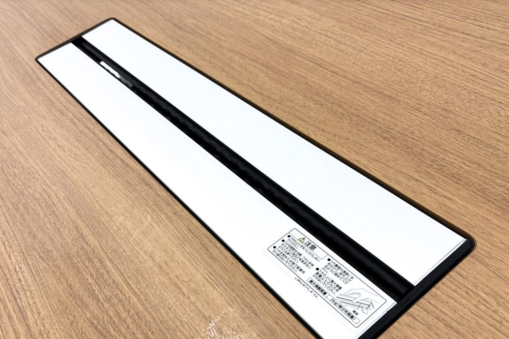 オカムラ ラティオ 中古 RATIO 小型会議テーブル ミーティングテーブル ワークテーブル 中古オフィス家具 2100/1100/720の画像