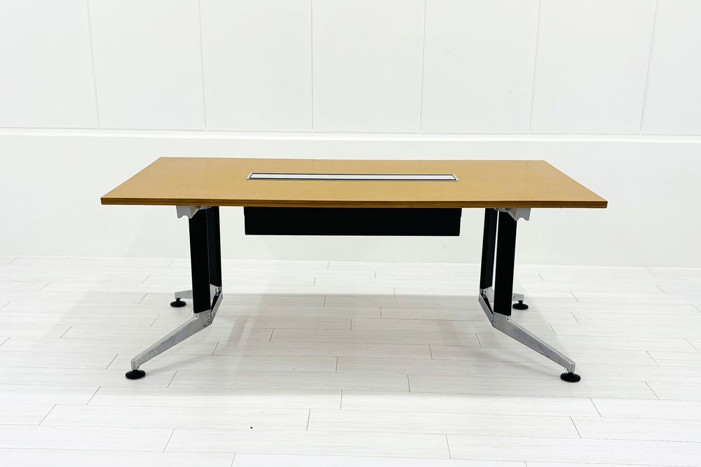 コクヨ WT-300 中古 KOKUYO 小型会議机 ミーティングテーブル 中古オフィス家具 1800/900/720の画像