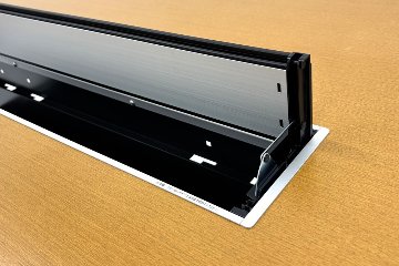 コクヨ WT-300 中古 KOKUYO 小型会議机 ミーティングテーブル 中古オフィス家具 1800/900/720の画像